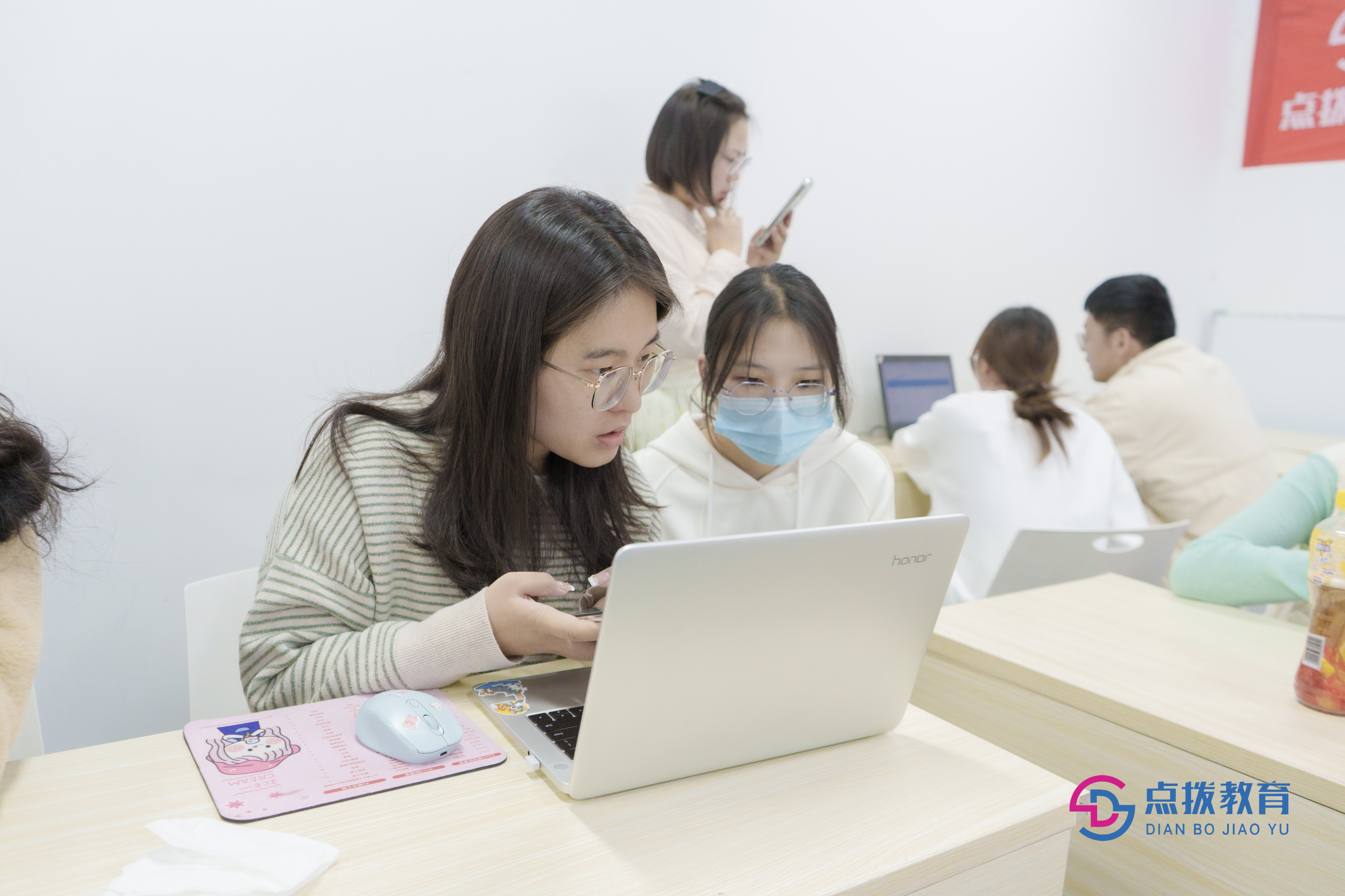 1V1岗位报考指导、简历修改